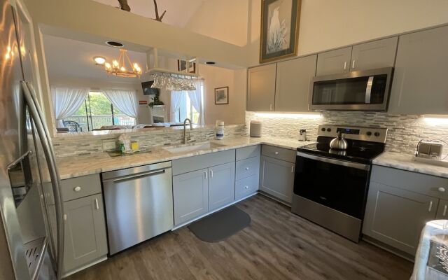 8i Richmond Park 2 Bedroom Villa