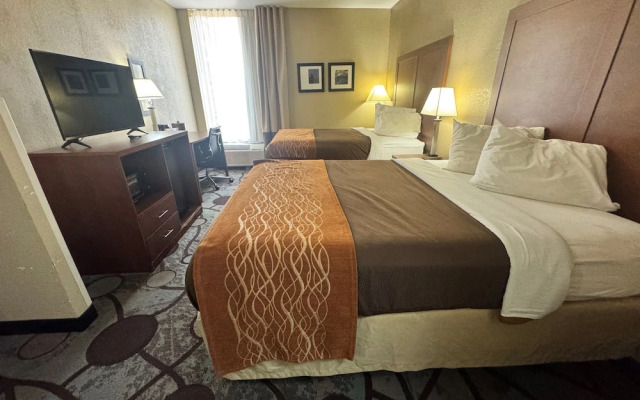 Quality Inn & Suites Memphis