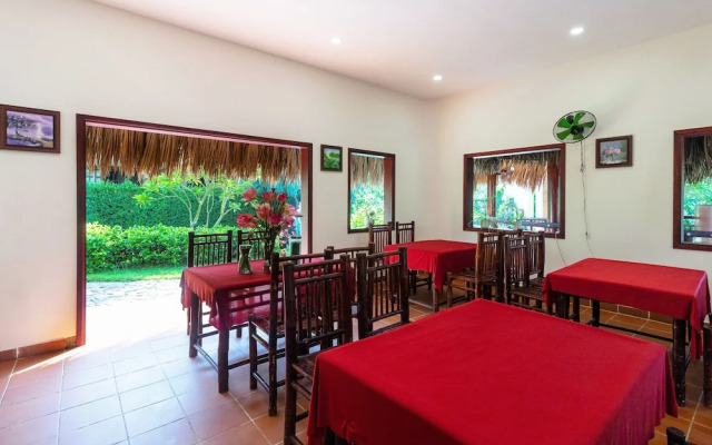 Riverside Park Eco Resort