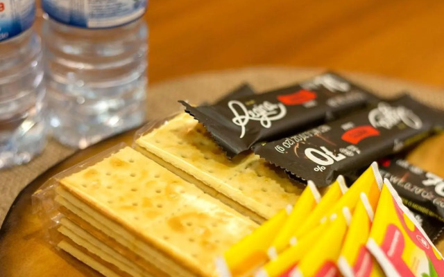 Riverside 2 Bedroom Apartment by DA'HOME