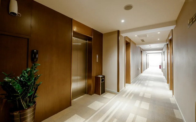 Homeinn Plus Hotel (Jinzhou Railway Station Renmin Street)