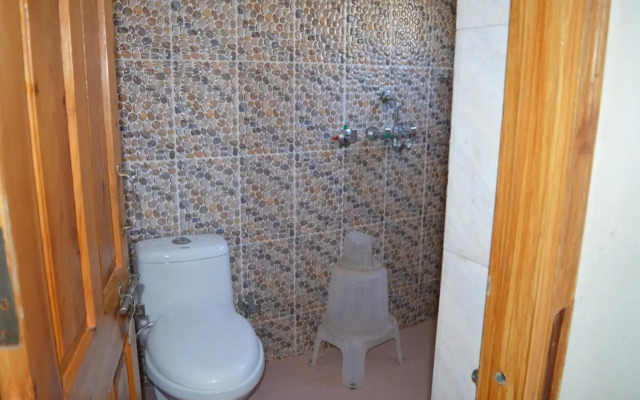 Hotel Burans And Restaurant