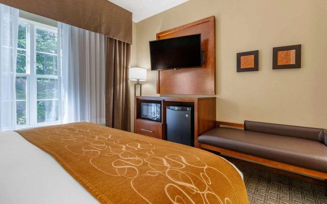 Comfort Suites Marquette