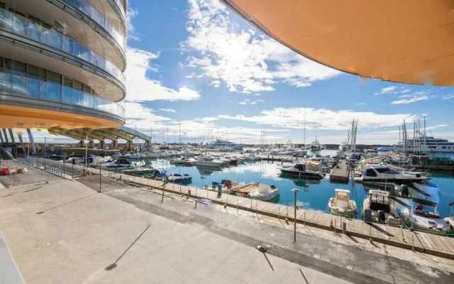 Genoa East Waterfront DeLuxe Flat