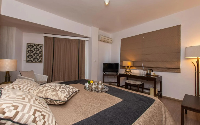Mati Hotel