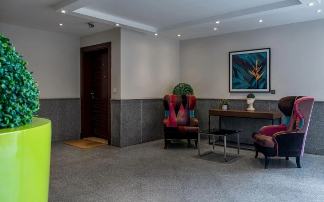 Vesta - Luxury Apt- 2BR - CFC II