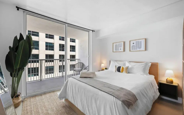 Modern Condos Available in Brickell