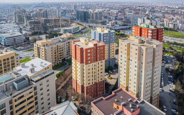 Spacious Central Apartment Crossroads of Transports