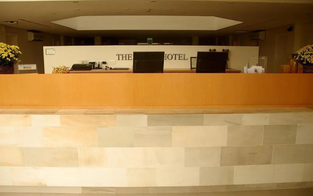 The Falls Hotel