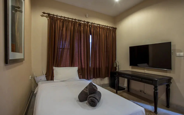 Blissful Villa Felicity with Ample Space