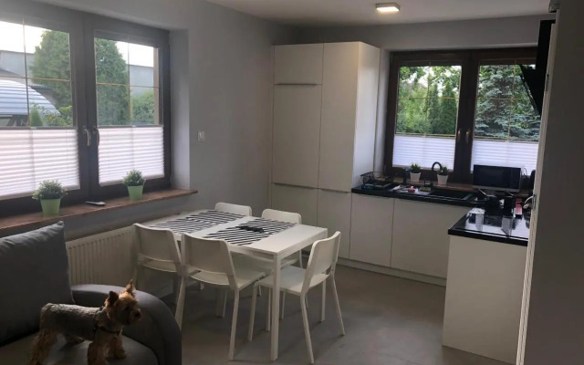 Klimatyzowane Apartamenty i Pokoje przy Targach Kielce