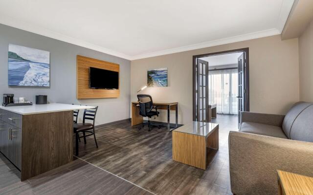 The Encinitan Hotel & Suites