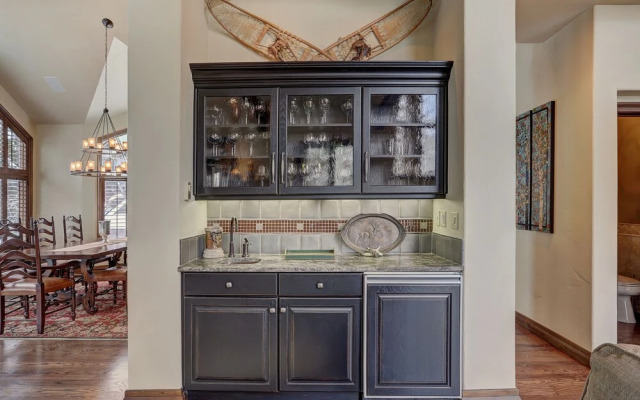 Pines 7 Larkspur - 6 Br Townhouse