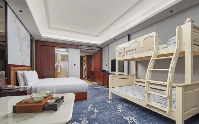 HUALUXE Leshan by IHG