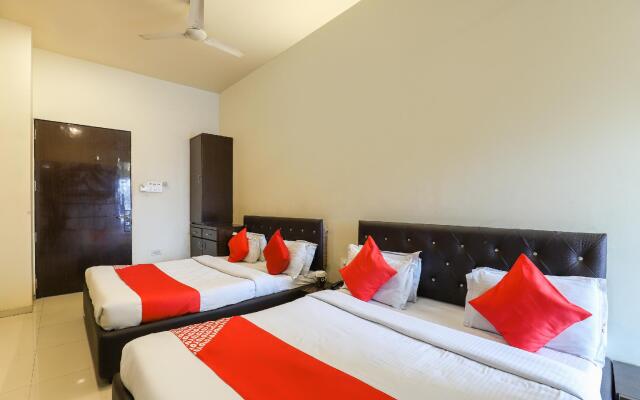 OYO 71730 Hotel Marigold