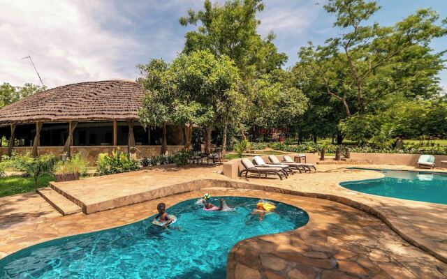 Sambiya River Lodge