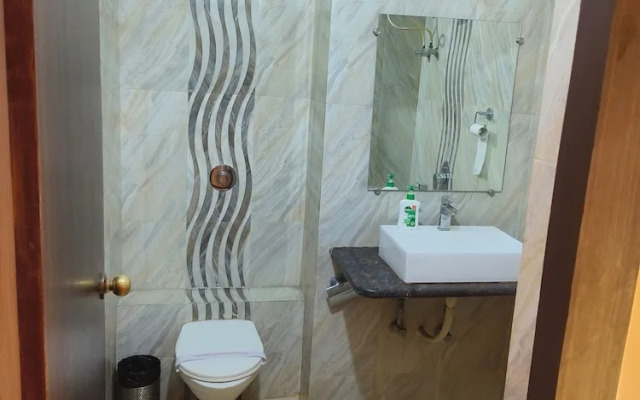 Hotel Ashirbad I Comfort Near Railway Station