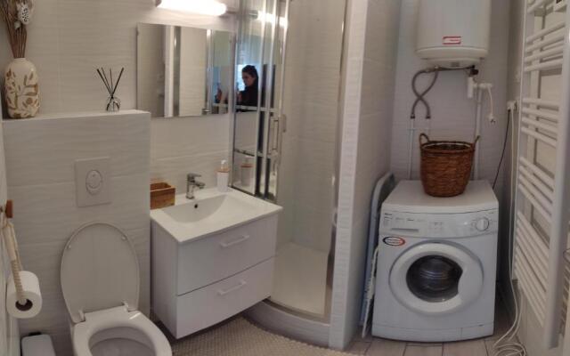 Studio Charmant Au Calme Proche Centre Et Plage