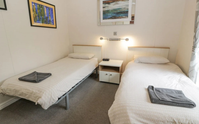 Oyster Bay Lodge