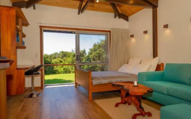 Kuaotunu Chalets