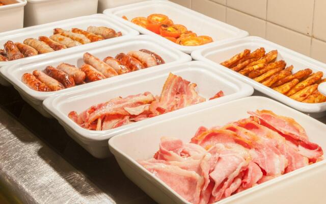 Holiday Inn Swindon by IHG