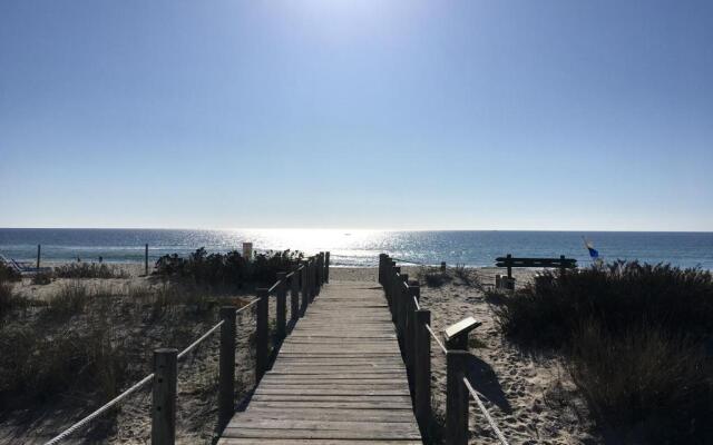 Casa do Rio / Tavira Inn