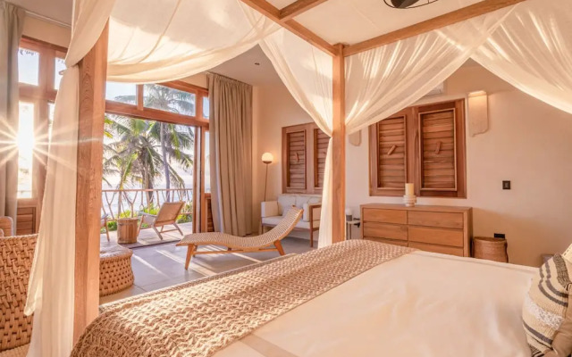 Anana Casa Kaab Kaan Rooftop Pool Beachfront