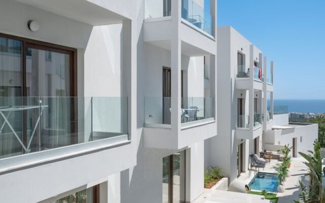 Mika Villas & Suites