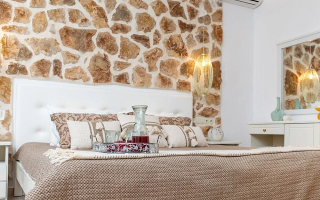 Golden Coast Naxos