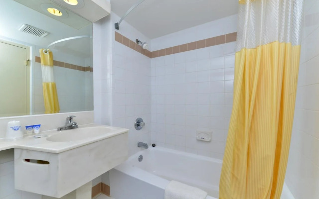 Americas Best Value Inn and Suites Lexington Park