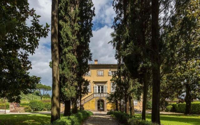 Aristocratic Luxury Villa Lucca-villa Lenna
