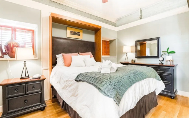 Trio Loft Of D-town G-ville True-gem Luxury