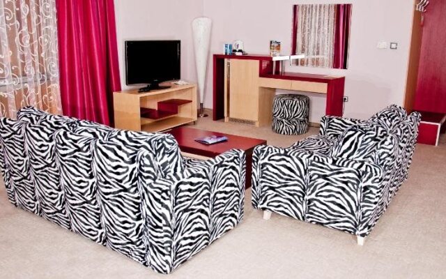 Hotel Noris