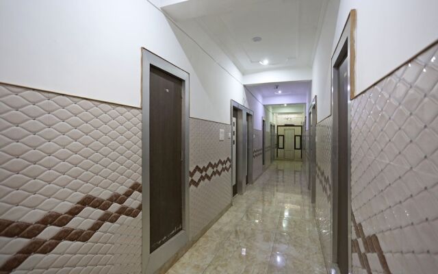 OYO 5239 Hotel Satya Shree