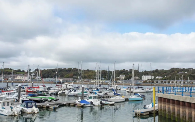 Harbourside Apartment