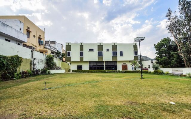 OYO 23381 Hotel Sagar Ratna