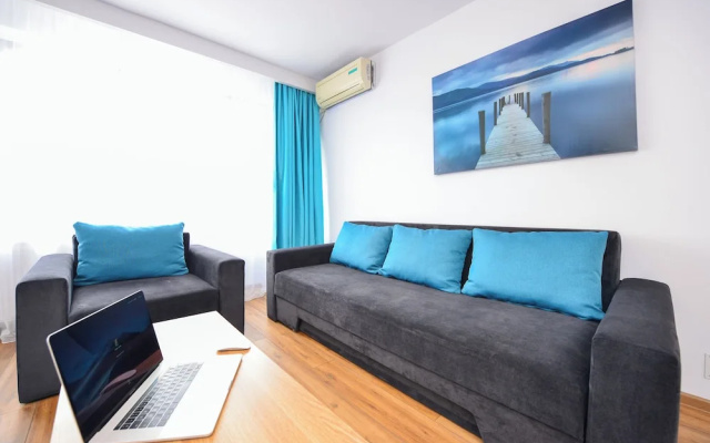Sunshine Apartment - Cismigiu Gardens