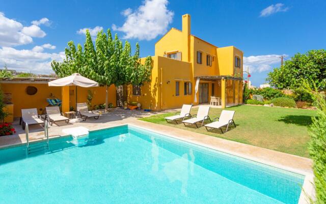 Villa Liakada Large Private Pool Walk to Beach Sea Views A C Wifi Car Not Required - 2081