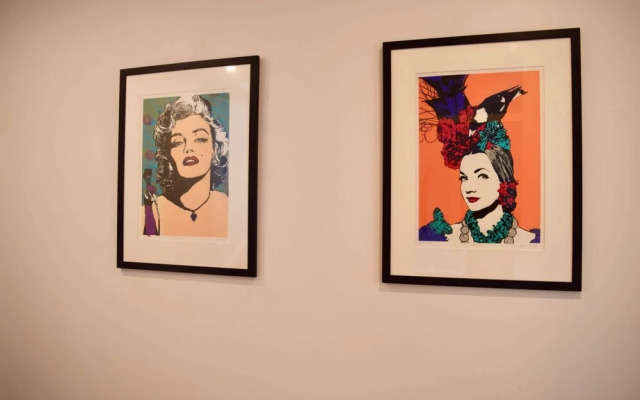 Stylish 2 Bedroom in Alexandria With Outdoor Patio