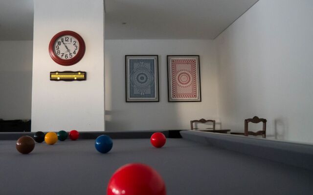 Azen Cool House