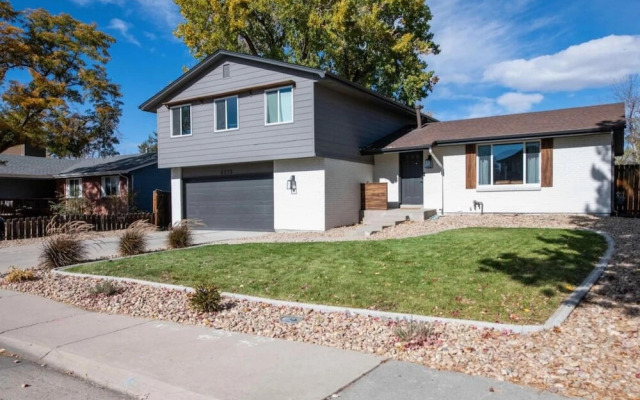 Family-friendly Denver Retreat W Home Gym Games