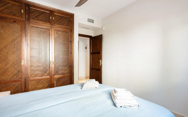 Stay U-nique Apartments Haya