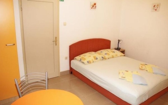 Apartments Sini