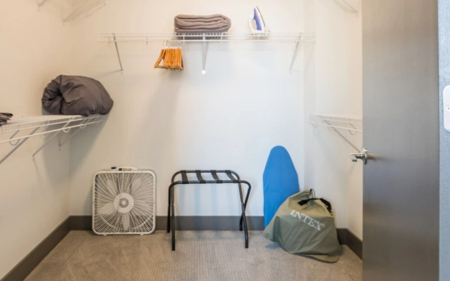 FRONTDESK The Grand Apts Downtown Kansas City