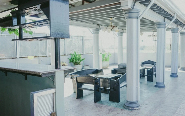 2428 Suites