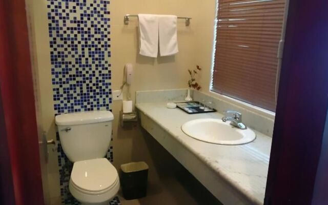 Shanghai Motel 168