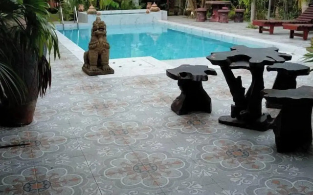 OYO Ban Elephant Blanc Apartment