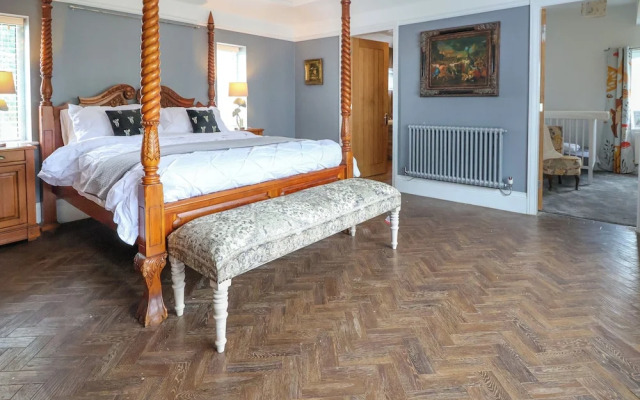 The Manor House Skerry Vore