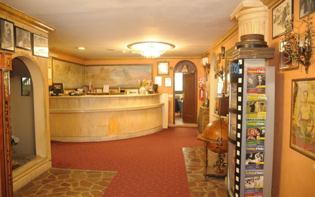 Hotel Cinecitta