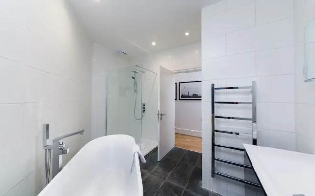 Garrick Mansions by Aeria Apartments